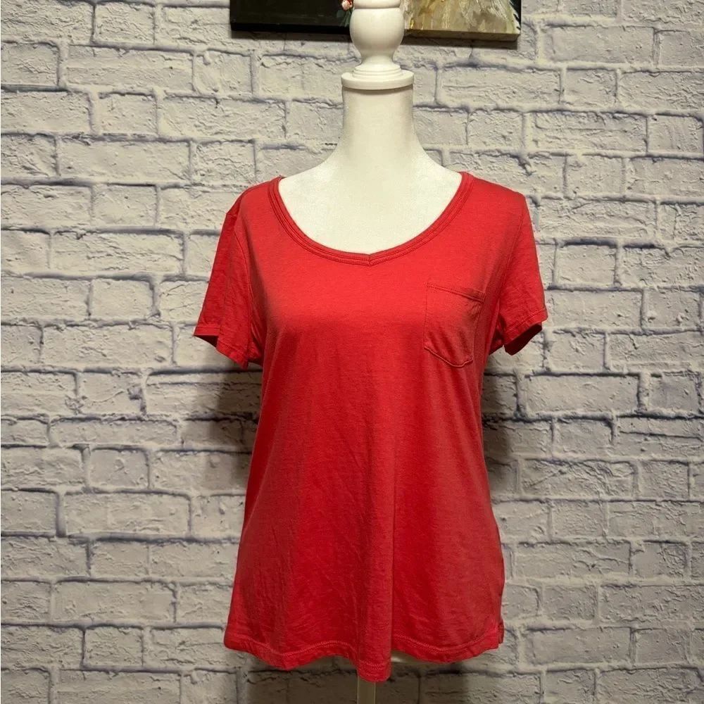Talbots v neck pocket tee short sleeve shirt